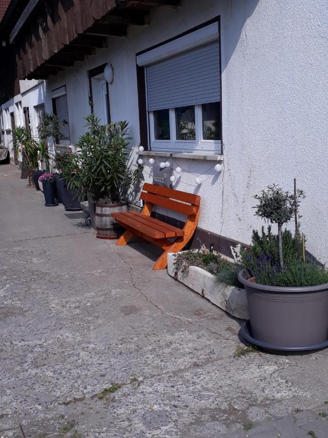 Gaestehaus Gl Ellwangen Esterno foto